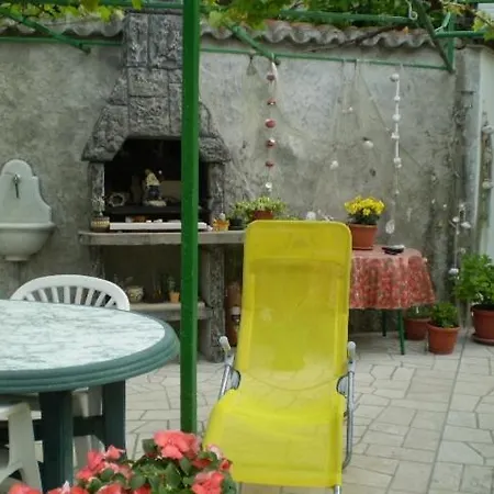 Room In Novi Vinodolski With Sea View, Terrace, Air Conditioning, W-Lan 3541-1 Guest house *